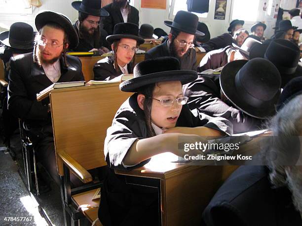 Lotka Rabbi 238 photos et images haute résolution de Rabbi Nachman - Getty Images
