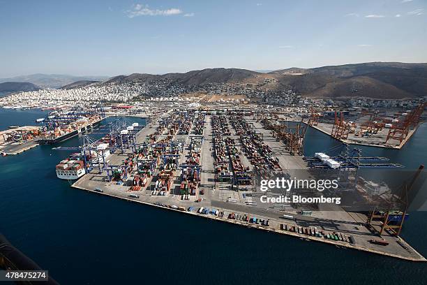 Athens Container Terminal 126 Piraeus Container Terminal Sa Stock Photos, High-Res Pictures, and ...
