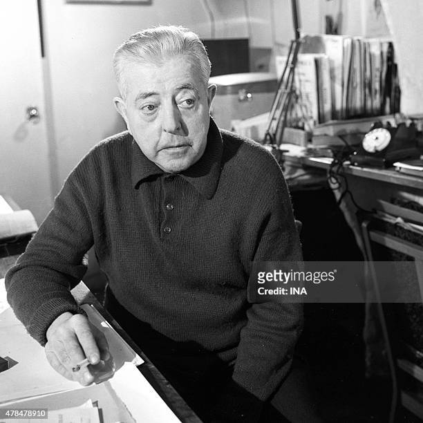 Jacques Prevert to his office during the shooting of the program ""The hot Hours of Montparnasse""