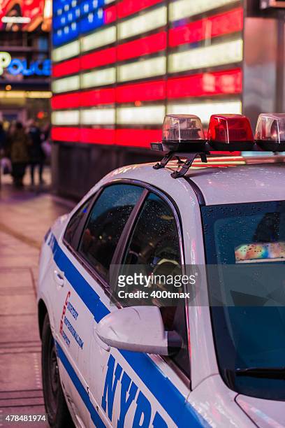 times square - nypd stock pictures, royalty-free photos & images