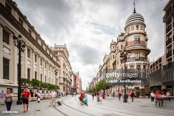 constitution avenue - jordiramisa stock pictures, royalty-free photos & images