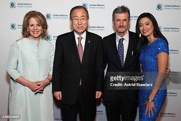 Opera Singer Renee Fleming, Secretary-General of the United Nations Ban Ki-moon, Executive Director, UN Global Compact Georg Kell and Bloomberg News...