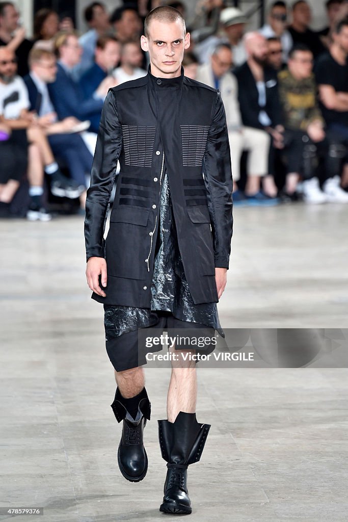 Rick Owens : Runway - Paris Fashion Week - Menswear Spring/Summer 2016