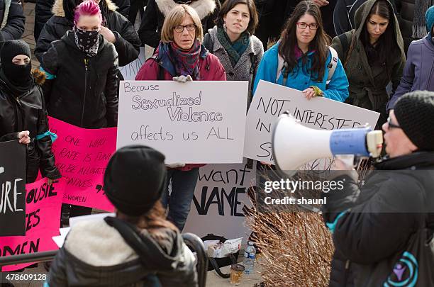 dalhousie dentistry protesta - stupro foto e immagini stock