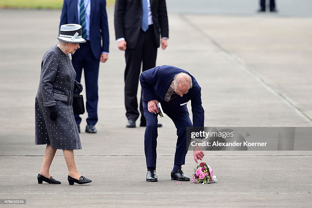 Queen Elizabeth II Visits Lower-Saxony