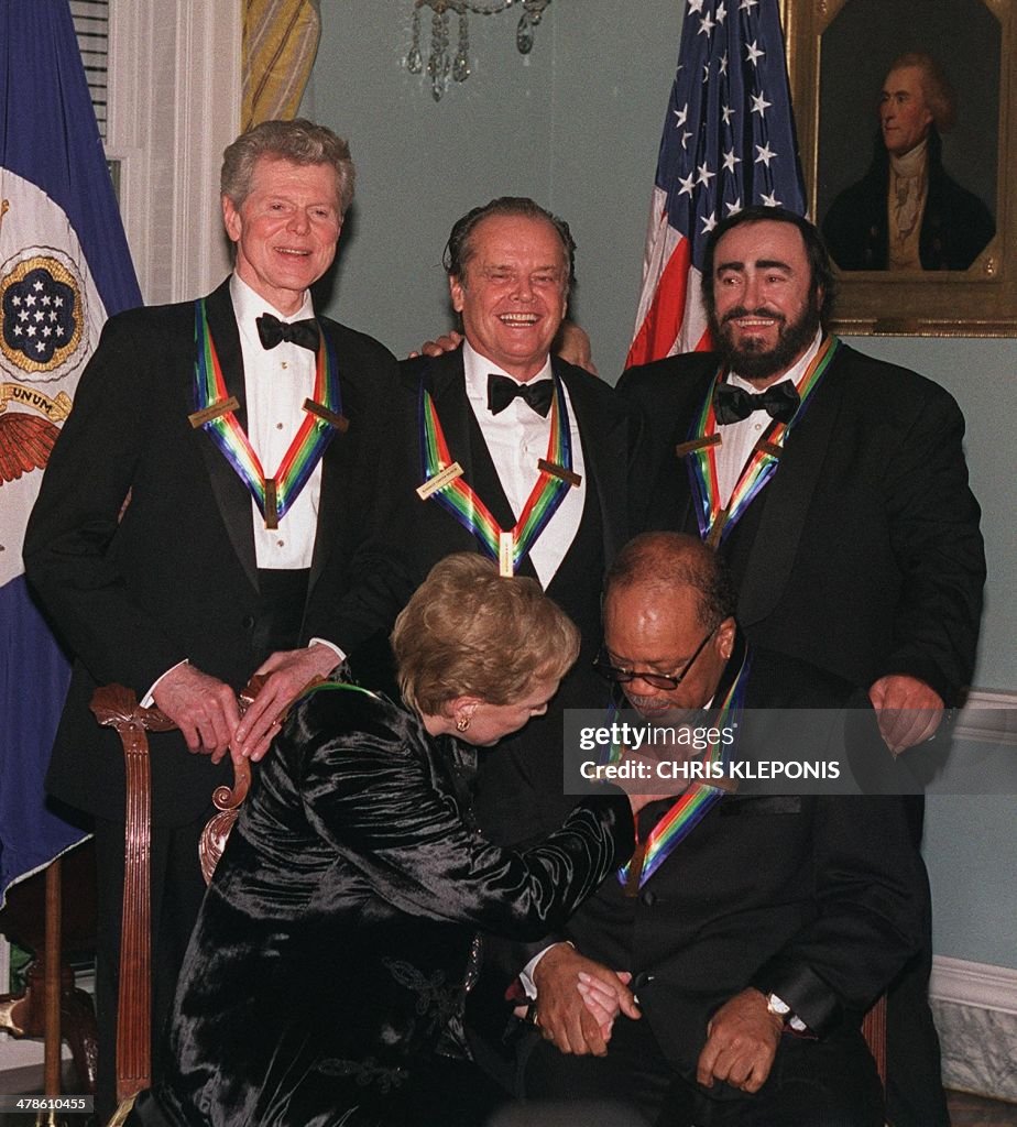 US-KENNEDY CENTER HONOREES-GROUP 02