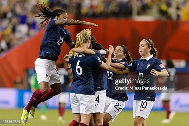 Germany v France: Quarter Final - FIFA Women's World Cup 2015, News Photo