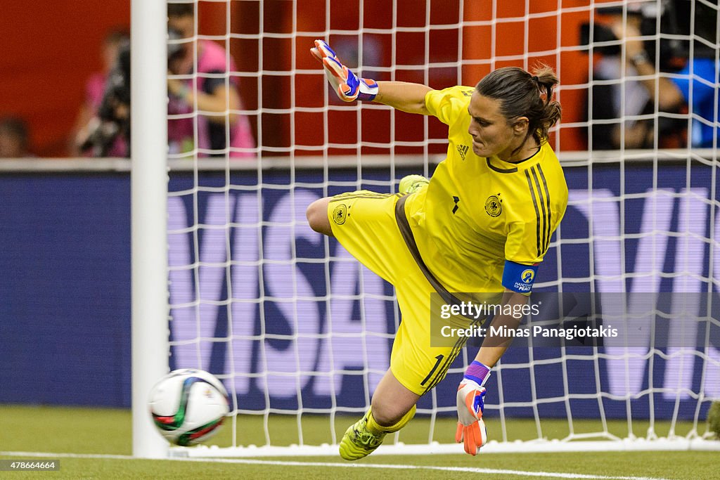 Germany v France: Quarter Final - FIFA Women's World Cup 2015