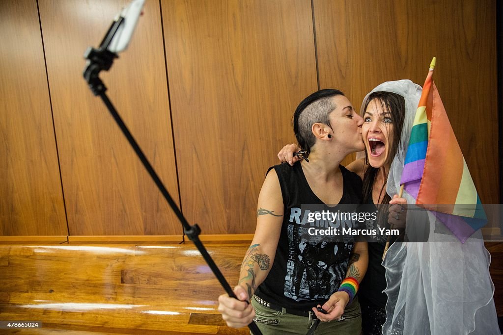 U.S. Supreme Court Legalizes Same-Sex Marriage
