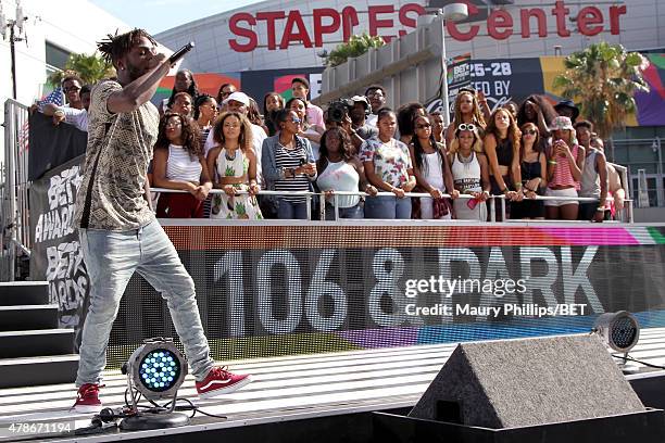 Seven Rashad 101 Rashad Phillips Stock Photos, High-Res Pictures, and Images - Getty ...