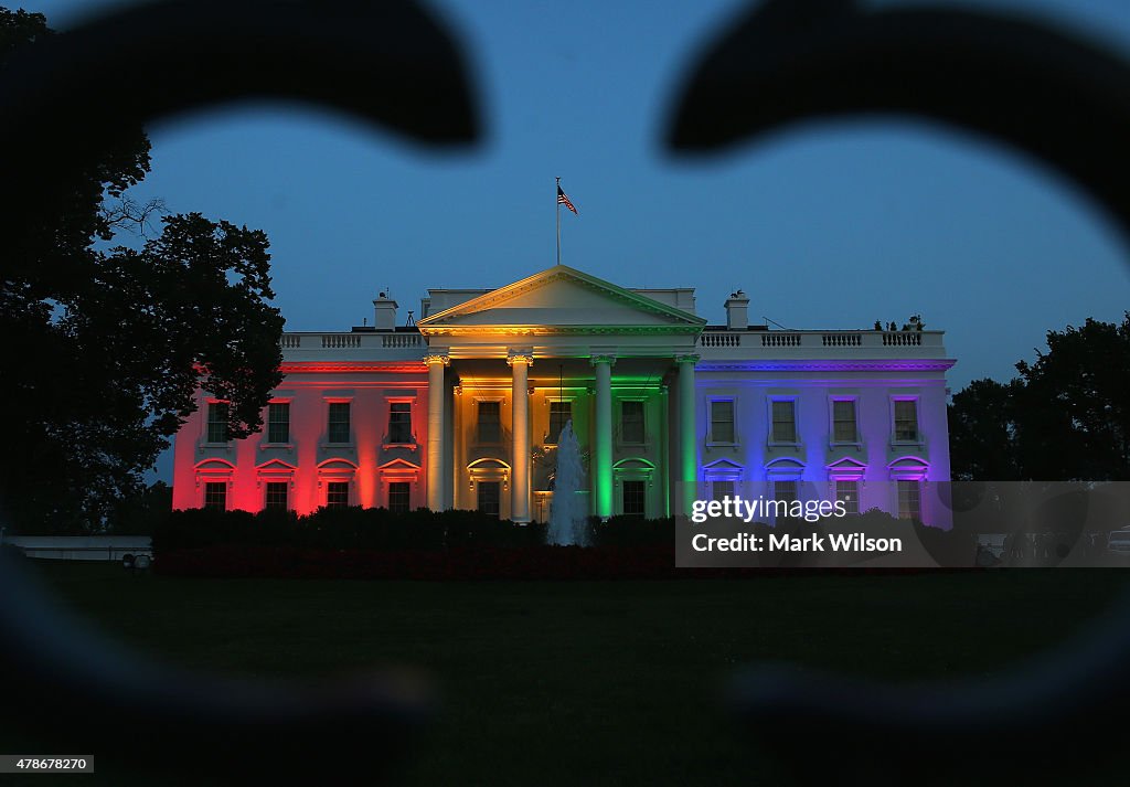 Supreme Court Rules In Favor Of Gay Marriage