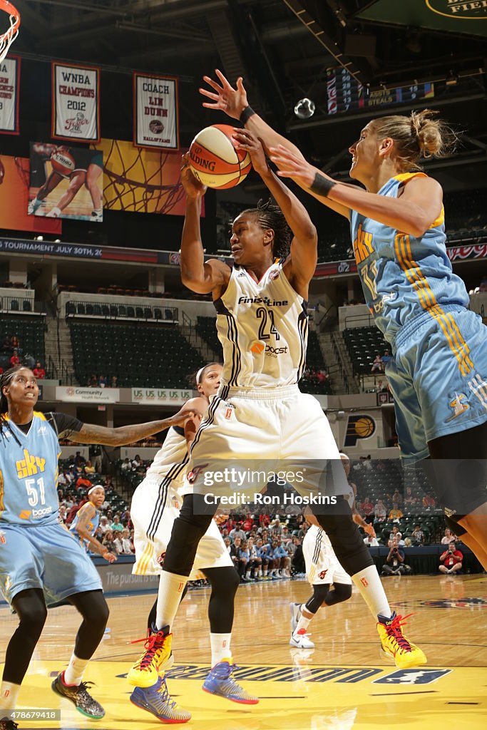 Chicago Sky v Indiana Fever