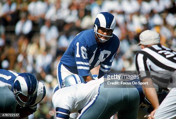 Roman Gabriel of the Los Angeles Rams in action against the Dallas Cowboys during an NFL football game October 1, 1967 at The Cotton Bowl in Dallas,...