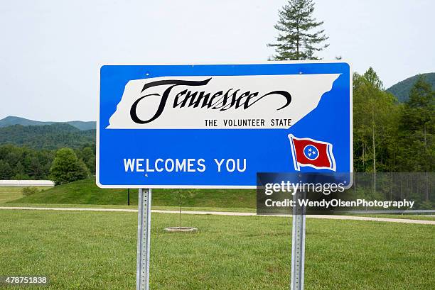 Tenessee Rural Road Sign Welcome To Tennessee Sign Photos and Premium High Res Pictures - Getty ...
