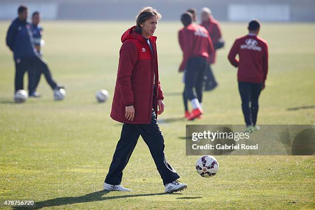 Coach of Peru Ricardo Gareca during a training session at Universidad de Chile Training Camp on June 27, 2015 in Santiago, Chile. Peru will face...