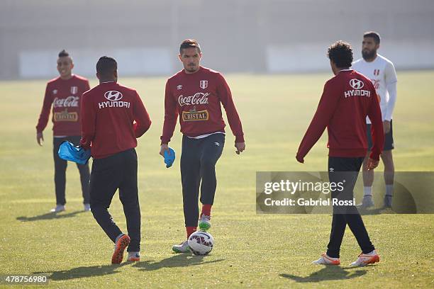 Juan Manuel Vargas of Peru controls the ball during a training session at Universidad de Chile Training Camp on June 27, 2015 in Santiago, Chile....