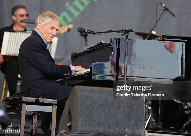 Burt Bacharach performs on the Pyramid Stage at the Glastonbury Festival at Worthy Farm, Pilton on June 27, 2015 in Glastonbury, England.