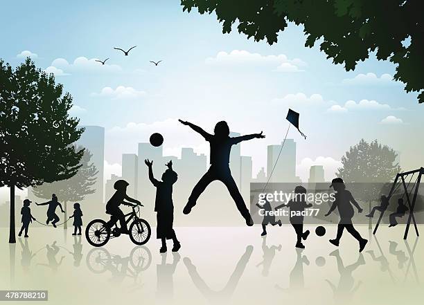 ilustraciones, imágenes clip art, dibujos animados e iconos de stock de niños jugando en el parque de la ciudad - área de juego