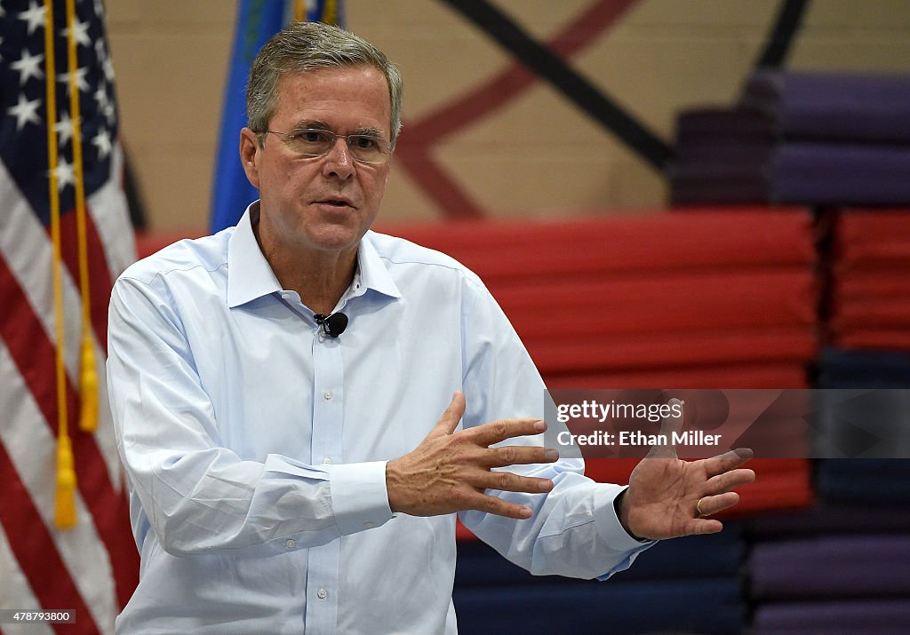 Republican Presidential Candidate Jeb Bush Holds Town Hall Meeting In Nevada