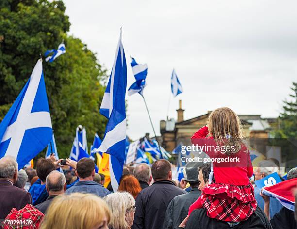 scottish independence march - 2014 scottish independence referendum bildbanksfoton och bilder