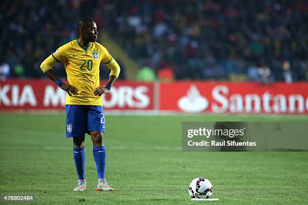 Robinho of Brazil looks on during the 2015 Copa America Chile quarter final match between Brazil and Paraguay at Ester Roa Rebolledo Stadium on June...