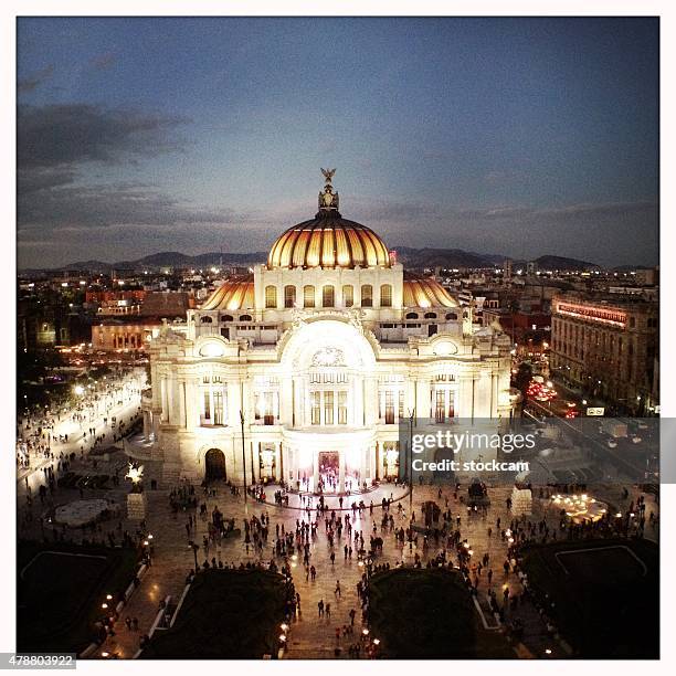 palacio de bellas artes in mexico city - palacio de bellas artes stock-fotos und bilder