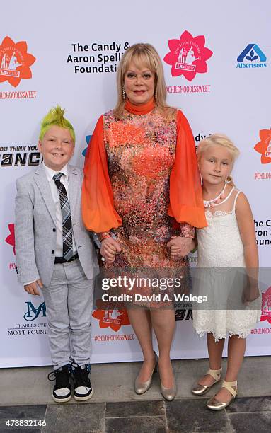 Philanthropist Candy Spelling with her grandchildren attend the LA's BEST Annual Family Dinner 2015 at Skirball Cultural Center on June 27, 2015 in...