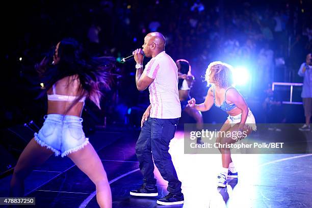 Soon Short Rapper 160 Kid Too Short Stock Photos, High-Res Pictures, and Images - Getty ...