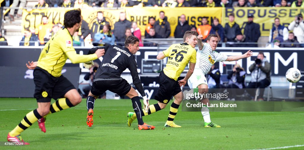 Borussia Dortmund v Borussia Moenchengladbach - Bundesliga