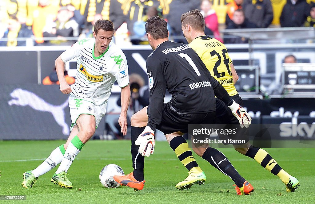 Borussia Dortmund v Borussia Moenchengladbach - Bundesliga