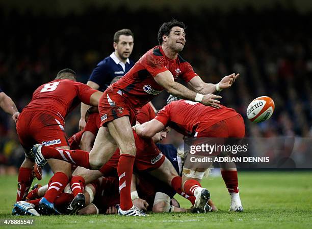 Mike Hook Rugby Mike Phillips Rugby Player Photos Photos and Premium High Res Pictures ...