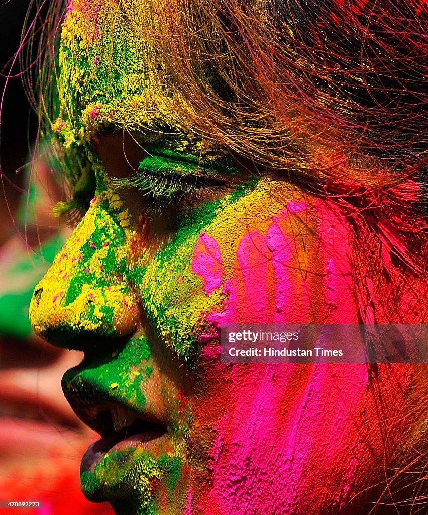 Holi - A Colorful Hindu Festival