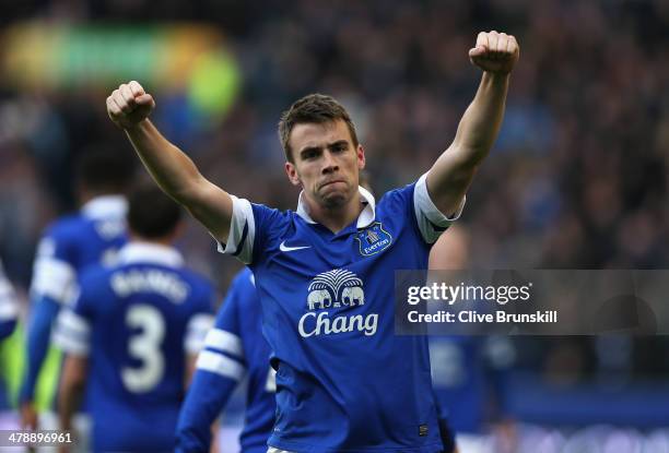 Seamus Coleman of Everton celebrates scoring the winning goal during the Barclays Premier League match between Everton and Cardiff City at Goodison...