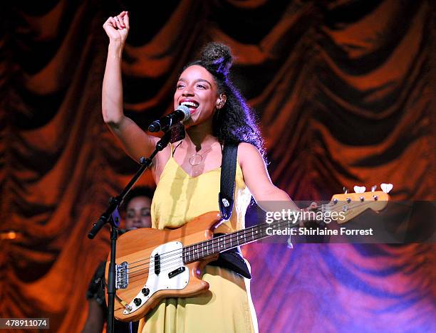 Lianne La Havas performs at the Glastonbury Festival at Worthy Farm, Pilton on June 28, 2015 in Glastonbury, England.