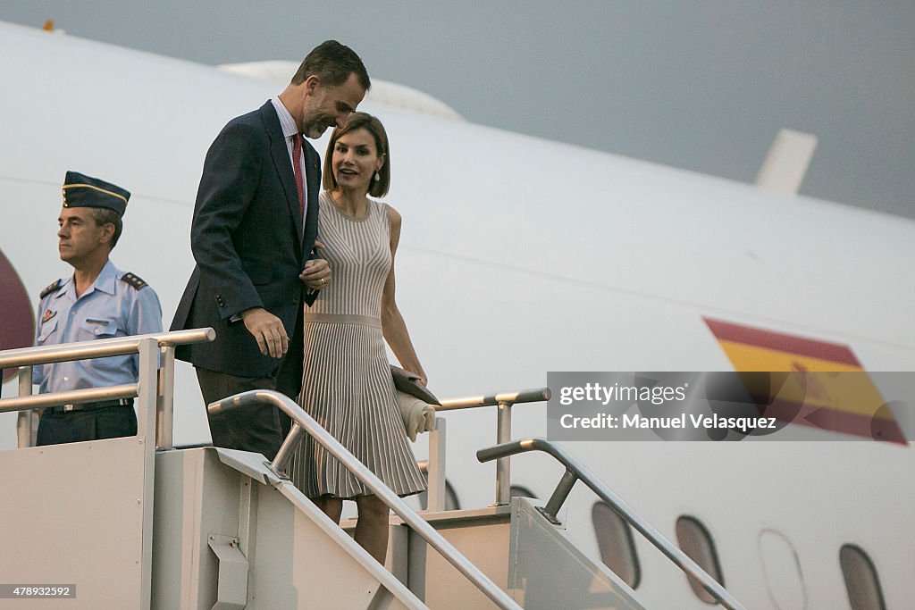 King Felipe VI and Queen Letizia of Spain Arrive to Mexico