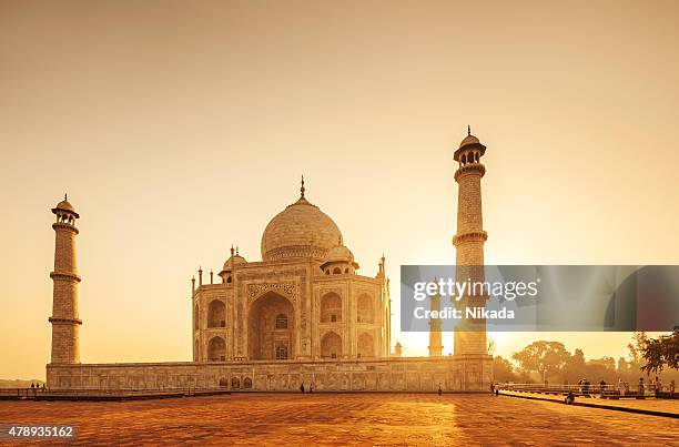 taj mahal bei sonnenuntergang, indien - tadsch mahal stock-fotos und bilder