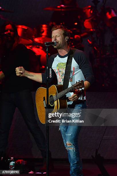 Singer Dierks Bentley performs at the Susquehanna Bank Center on June 28, 2015 in Camden, New Jersey.