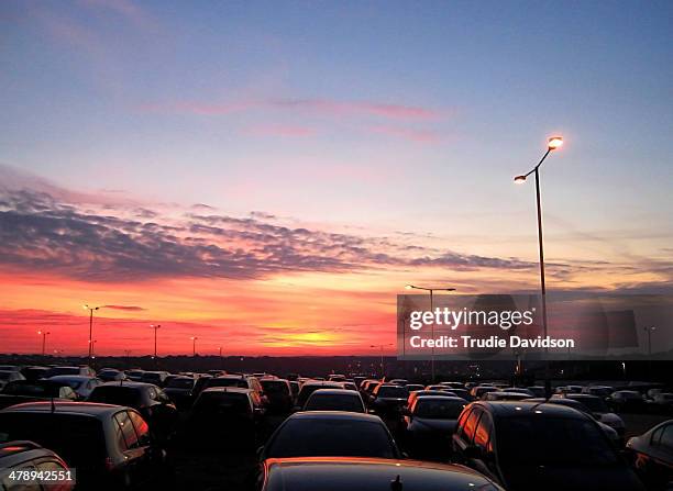 sky's the limit - bedfordshire stock pictures, royalty-free photos & images