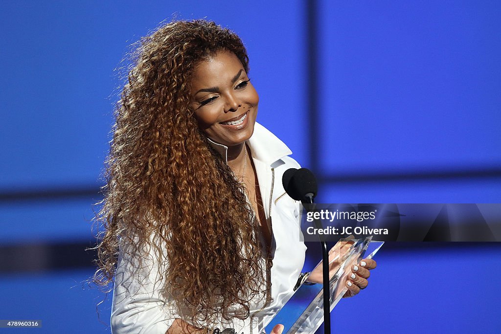 2015 BET Awards - Show