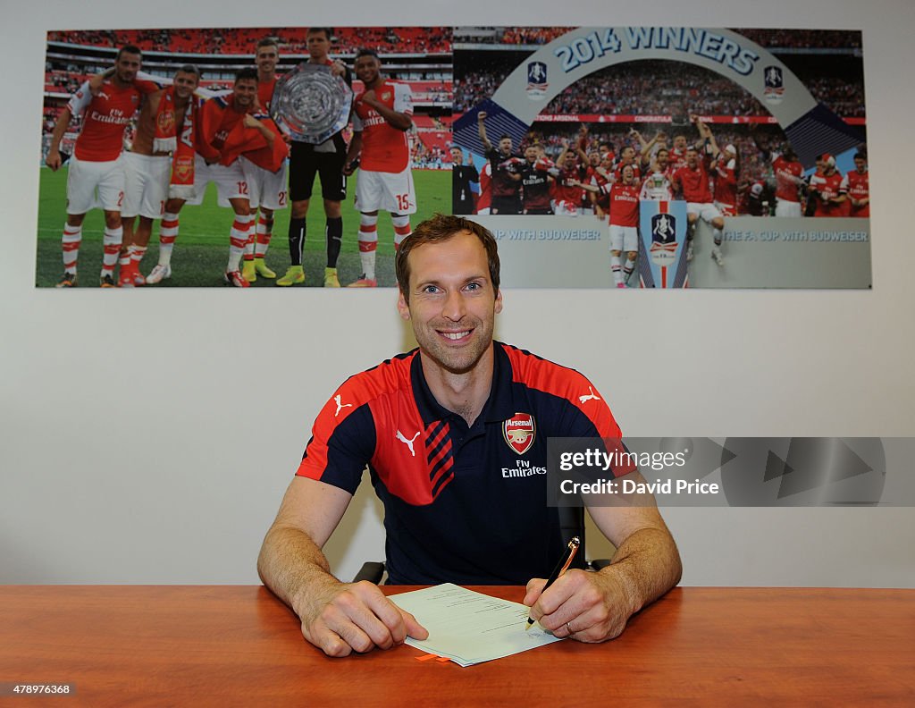 Arsenal Unveil New Signing Petr Cech