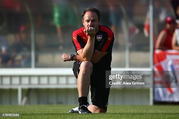 Head coach Alexander Zorniger looks on during the first training session of VfB Stuttgart at Robert-Schlienz-Stadion on June 29, 2015 in Stuttgart,...