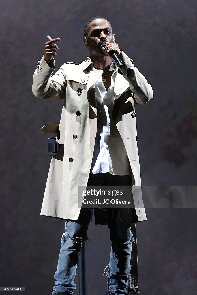 2015 BET Awards - Show