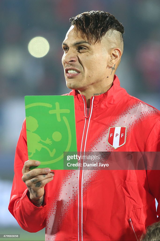 Chile v Peru: Semi Final - 2015 Copa America Chile