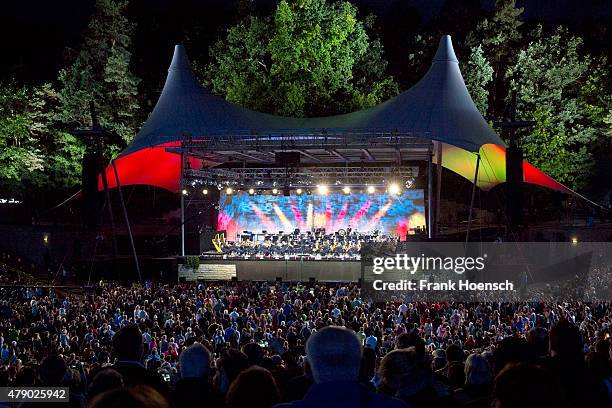 Berliner Philharmoniker with chief conductor Sir Simon Rattle perform live during a concert at the Waldbuehne on June 28, 2015 in Berlin, Germany.