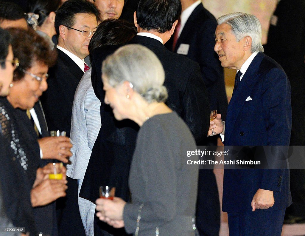 Emperor And Empress Host Tea Party