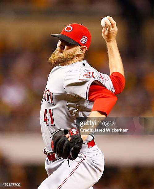 Ryan Mattheus of the Cincinnati Reds pitches against the Pittsburgh Pirates during the game at PNC Park on June 24, 2015 in Pittsburgh, Pennsylvania.