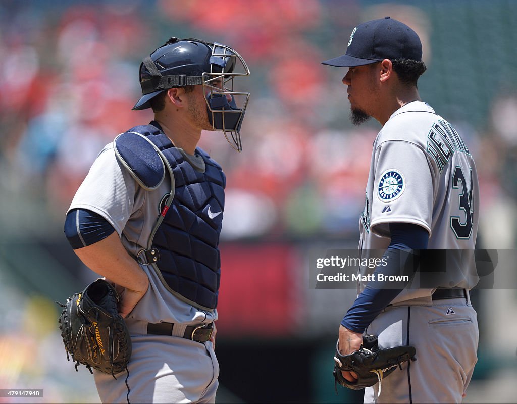 Seattle Mariners v Los Angeles Angels of Anaheim