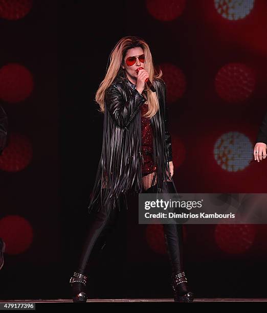 Shania Twain performs at Nassau Coliseum on July 1, 2015 in Uniondale, New York.