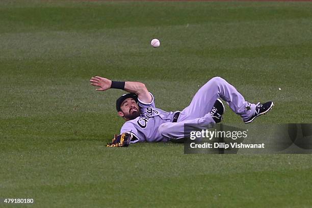 Adam Eaton of the Chicago White Sox misplays a fly ball in the sixth inning against the St. Louis Cardinals during an interleague game at Busch...