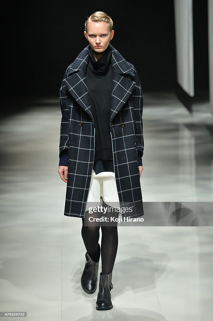 Ujoh - Runway - MBFW Tokyo 2014 A/W